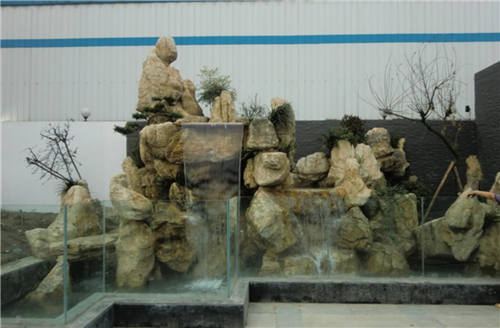 ���̰���